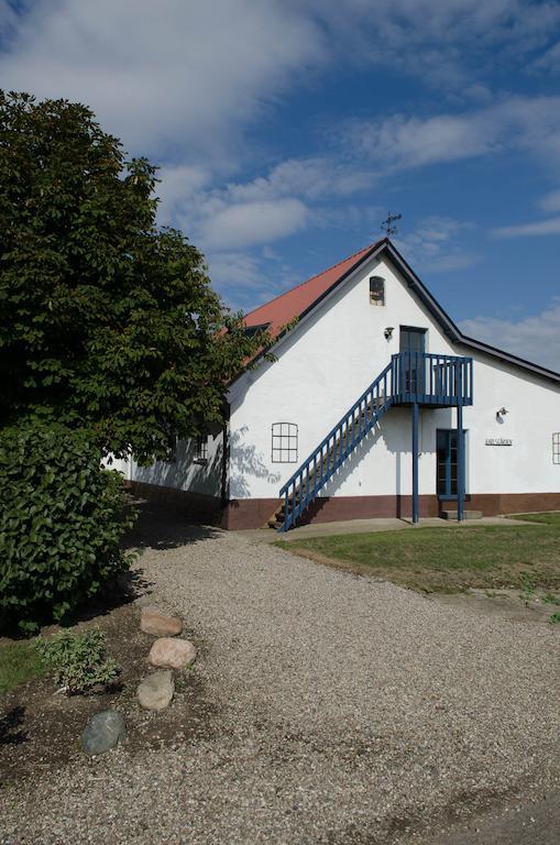 奥斯特卡尔斯加住宿加早餐旅馆 Löderup 外观 照片